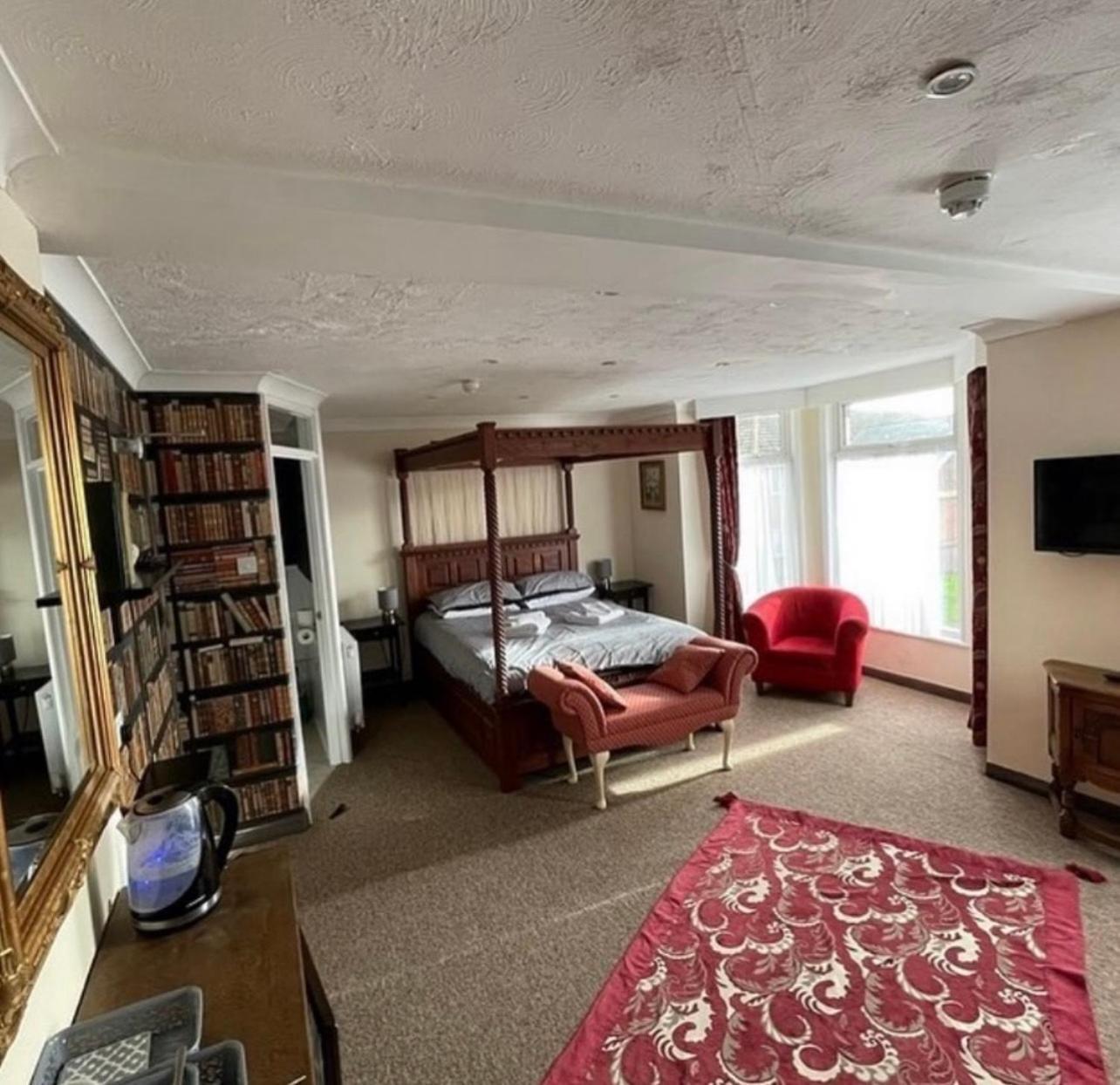 Hotel Of Wizardry Great Yarmouth Eksteriør billede